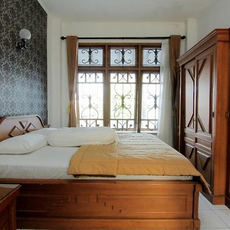 Hotel Fevytra Syariah 日惹 外观 照片