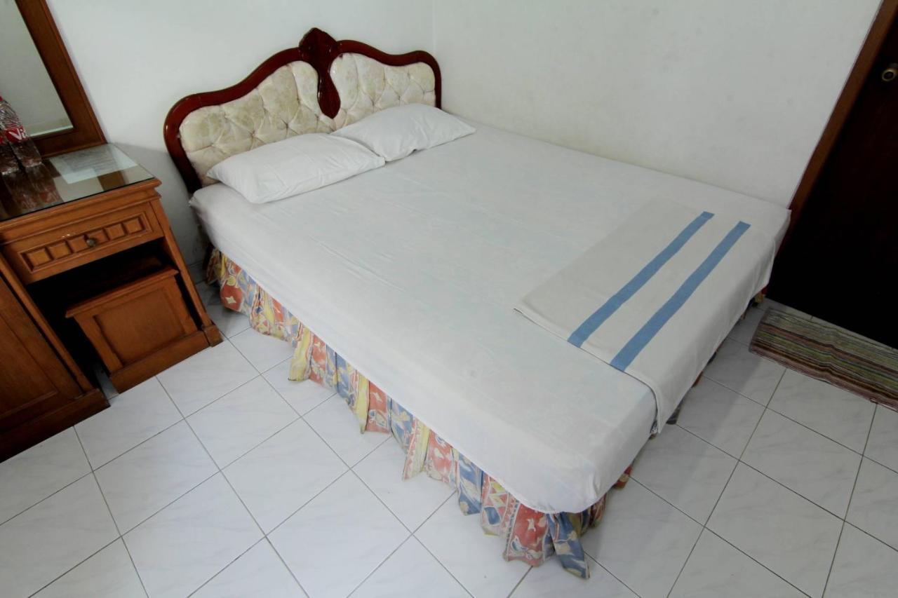 Hotel Fevytra Syariah 日惹 外观 照片