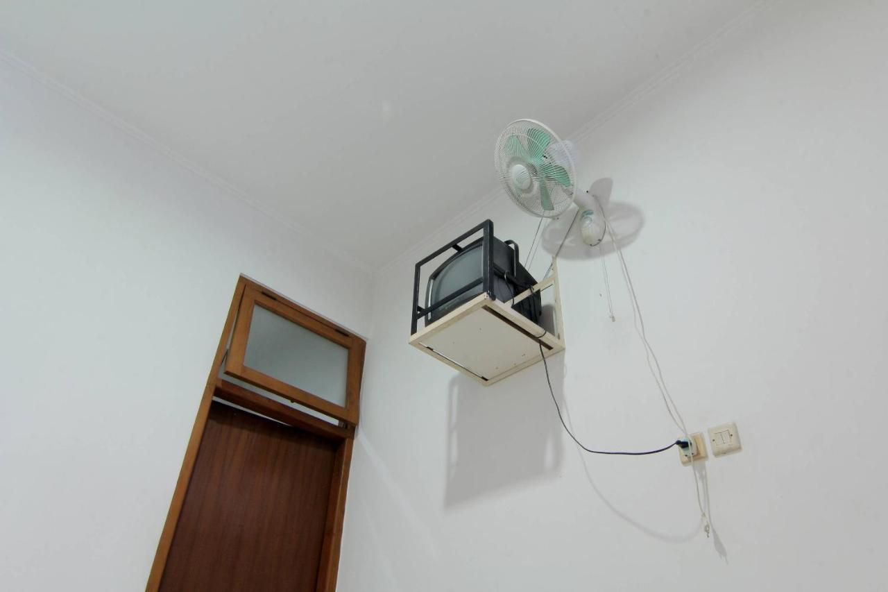 Hotel Fevytra Syariah 日惹 外观 照片