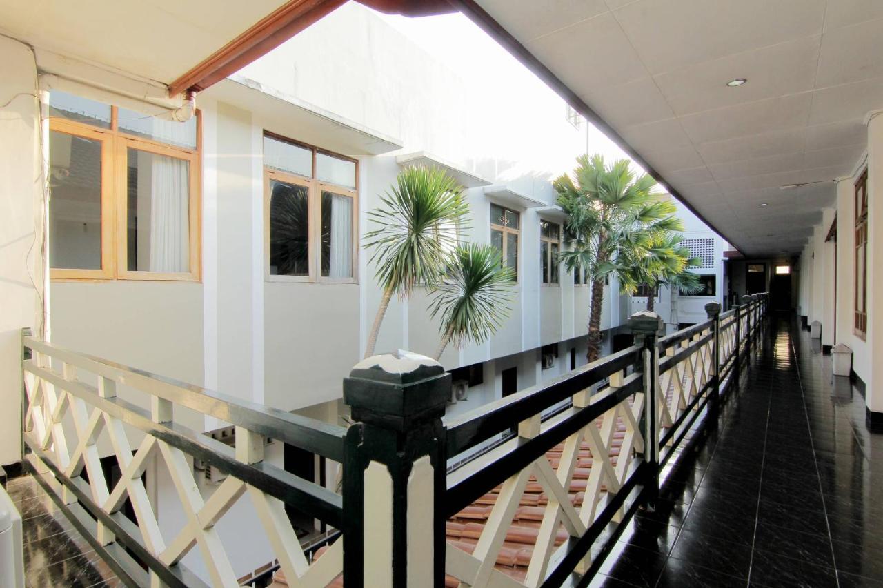 Hotel Fevytra Syariah 日惹 外观 照片